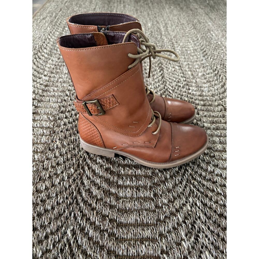 Bedstu Roan Deception Wrap Over Combat Boots - image 1